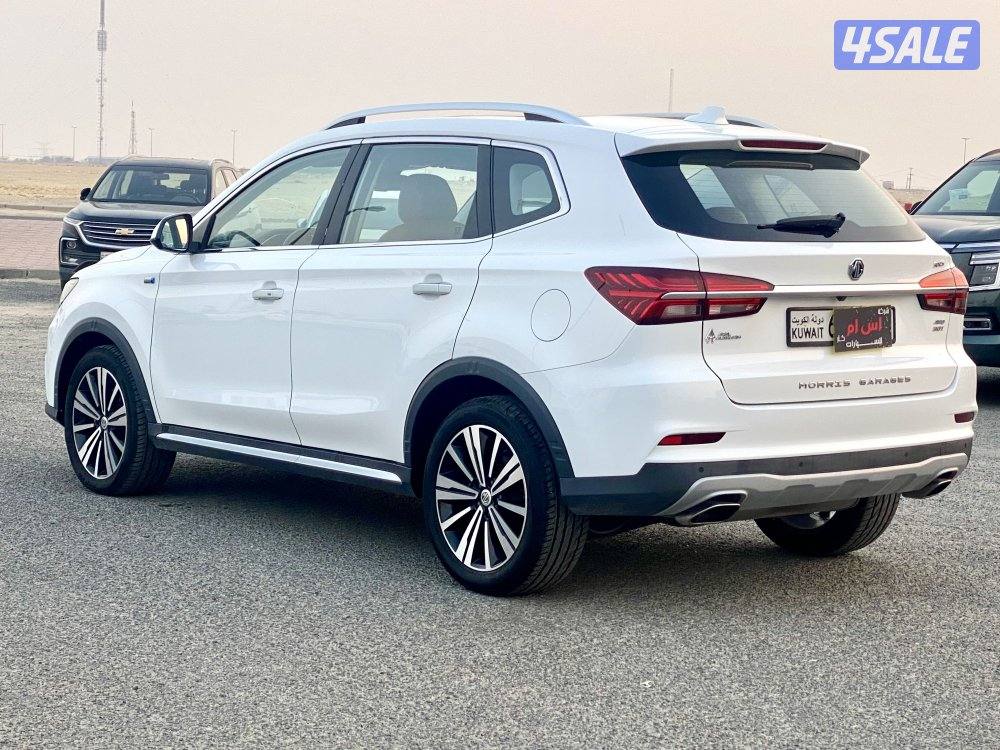 جيب RX5 وارد وكاله2021 كامل المواصفات بحاله ممتازه4