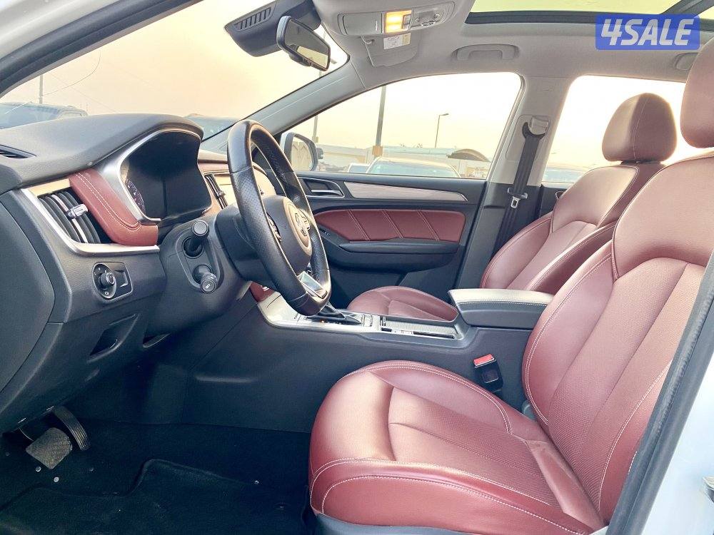 جيب RX5 وارد وكاله2021 كامل المواصفات بحاله ممتازه8