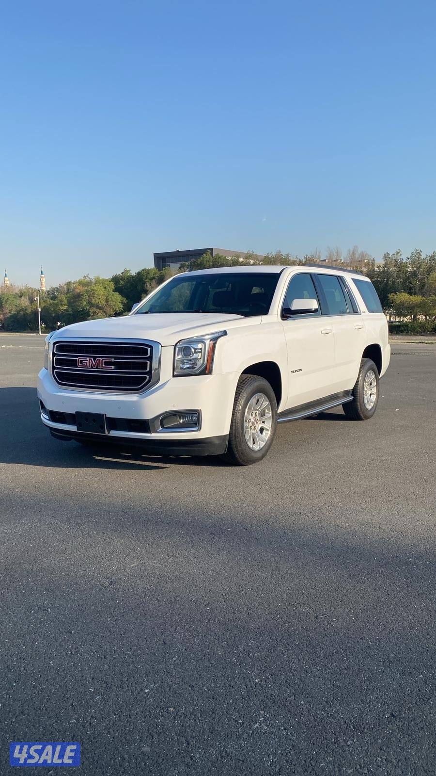 للبيع يوكن 2017 SLE دبل قير0