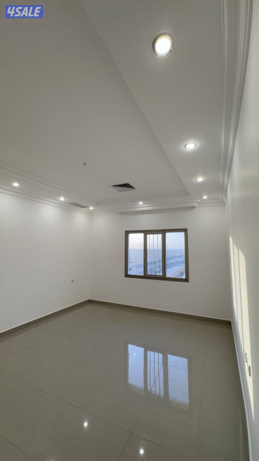 للإيجار شقة في عبدالله مبارك1