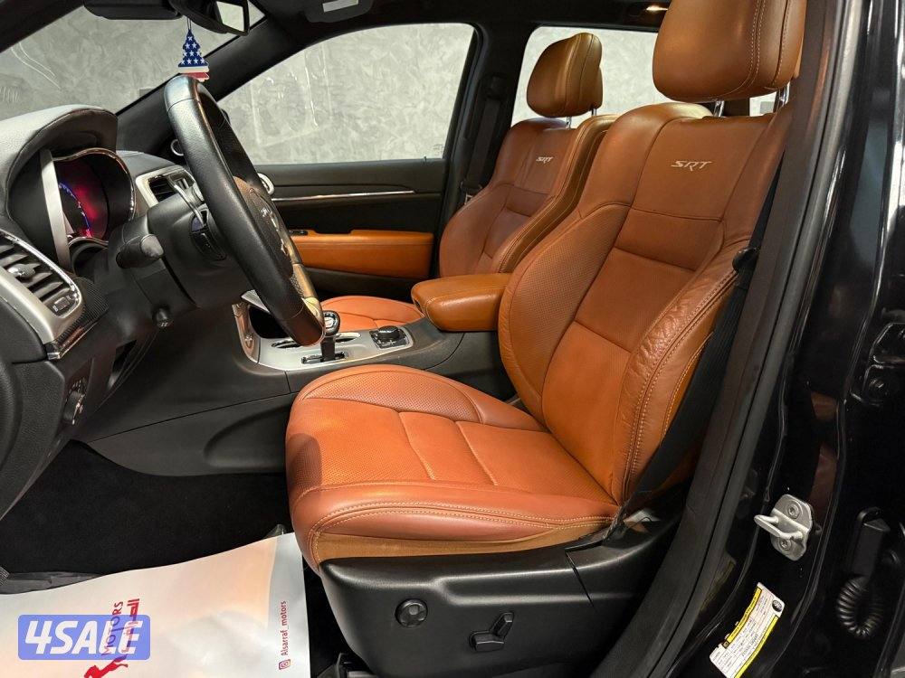 جراند شيروكي SRT 81