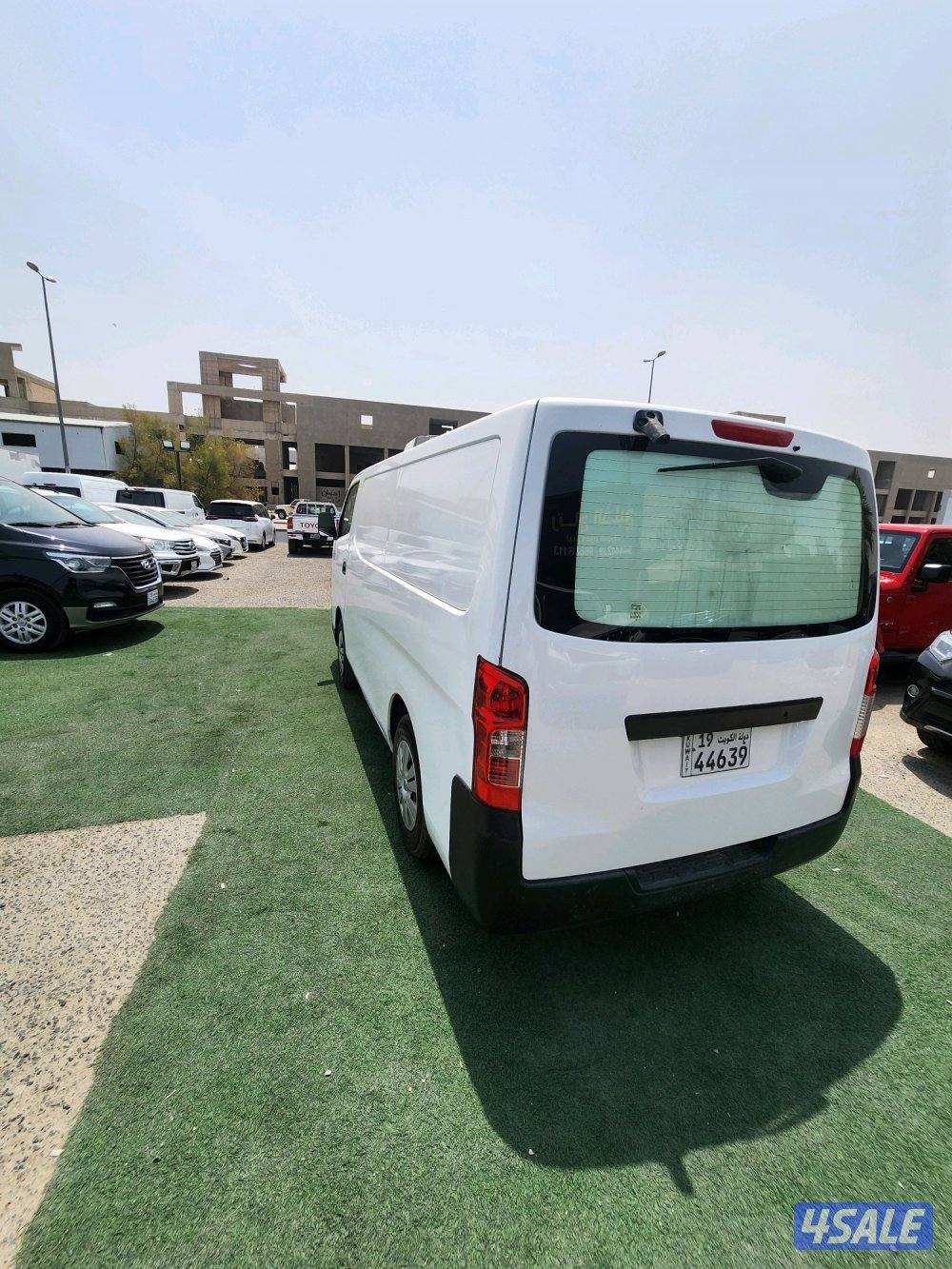نيسان ارفان ثلاجة6