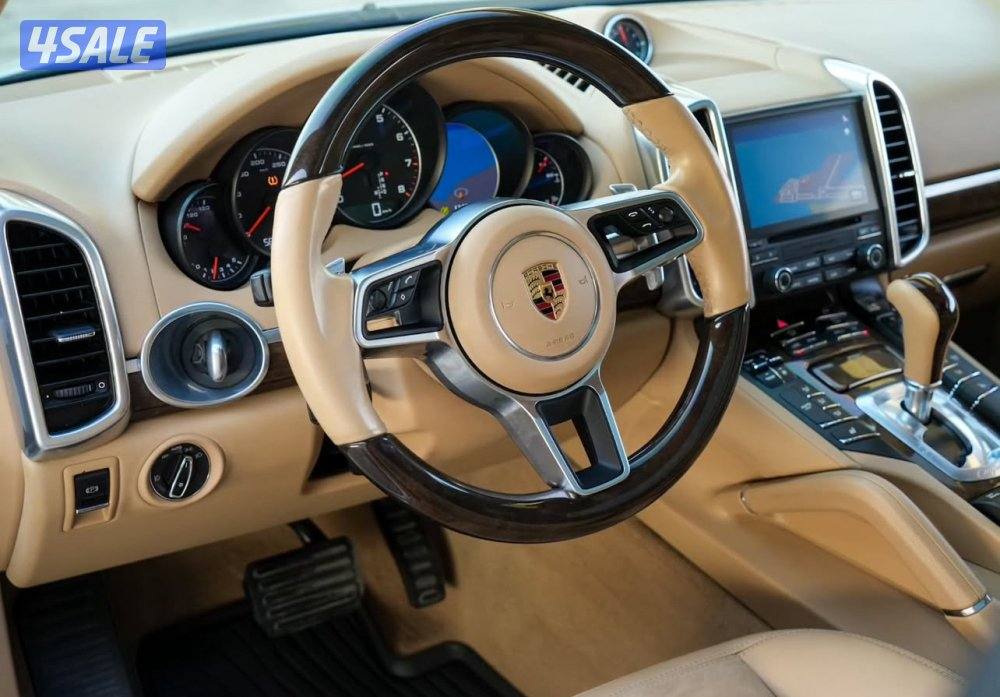 بورش كايين بلاتينيوم اديشن موديل 2017 بهبهاني عداد 97 الف كم8