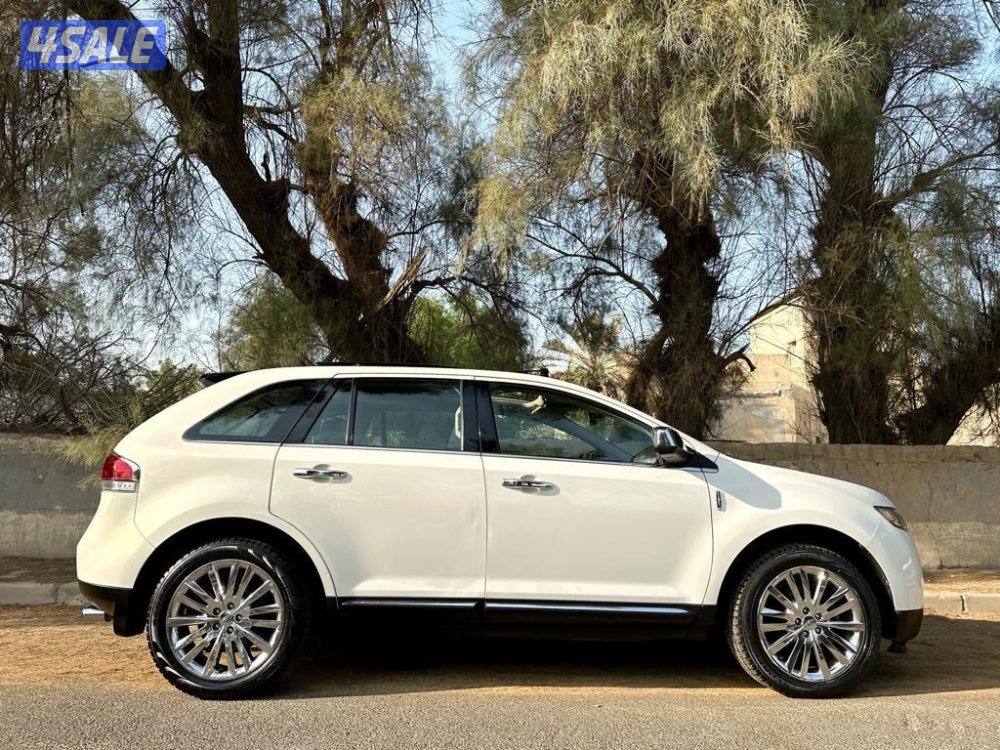 للبيع لنكولن MKX بحالة الوكالة2