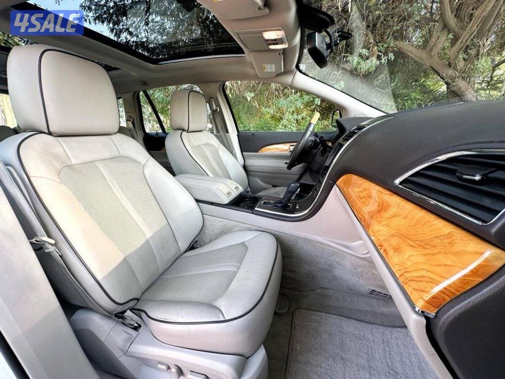 للبيع لنكولن MKX بحالة الوكالة11