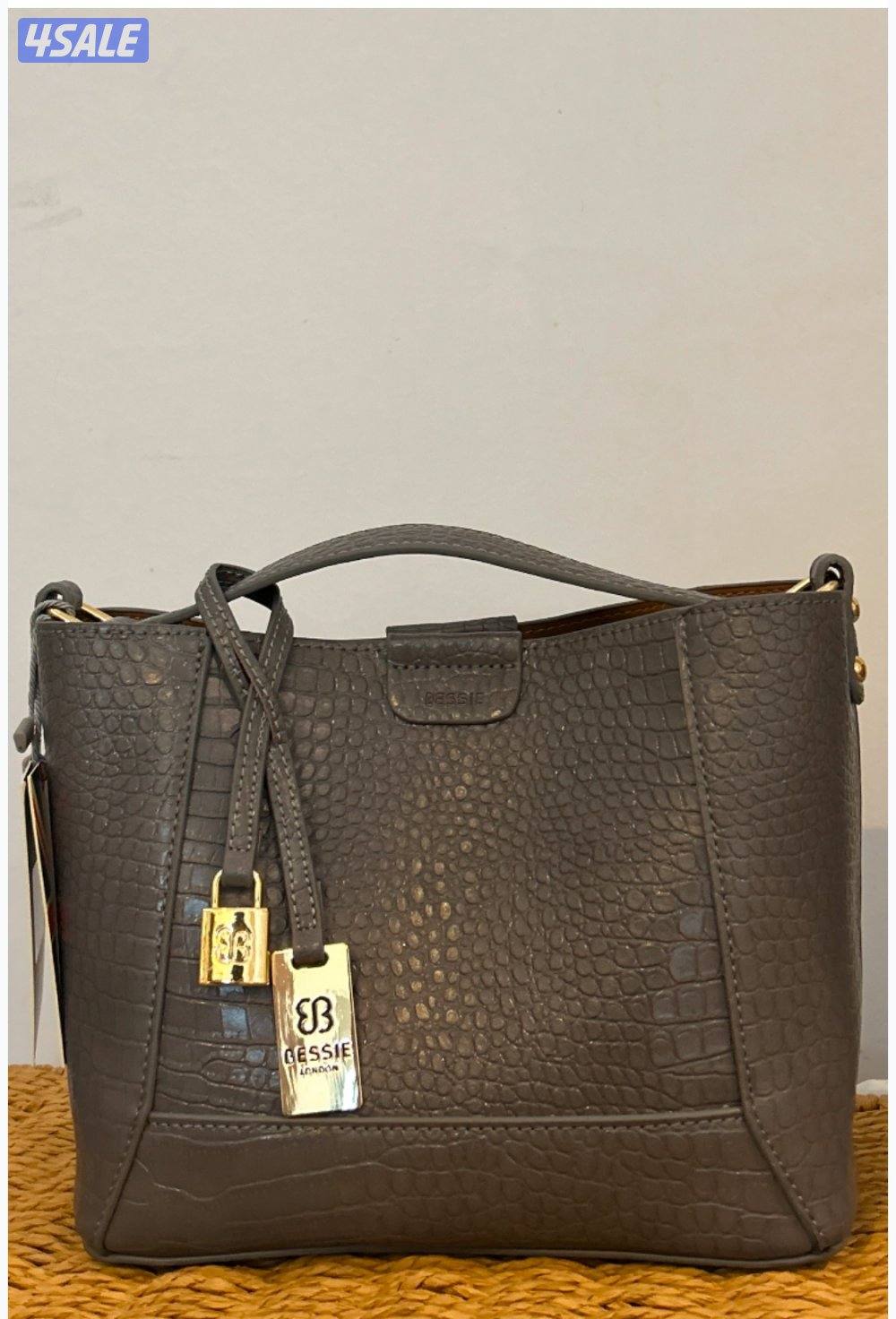 جنطة BESSIE LONDON1