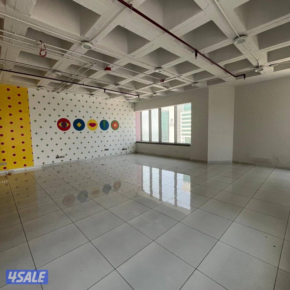 دور كامل تجاري في القبلة قطعة 141