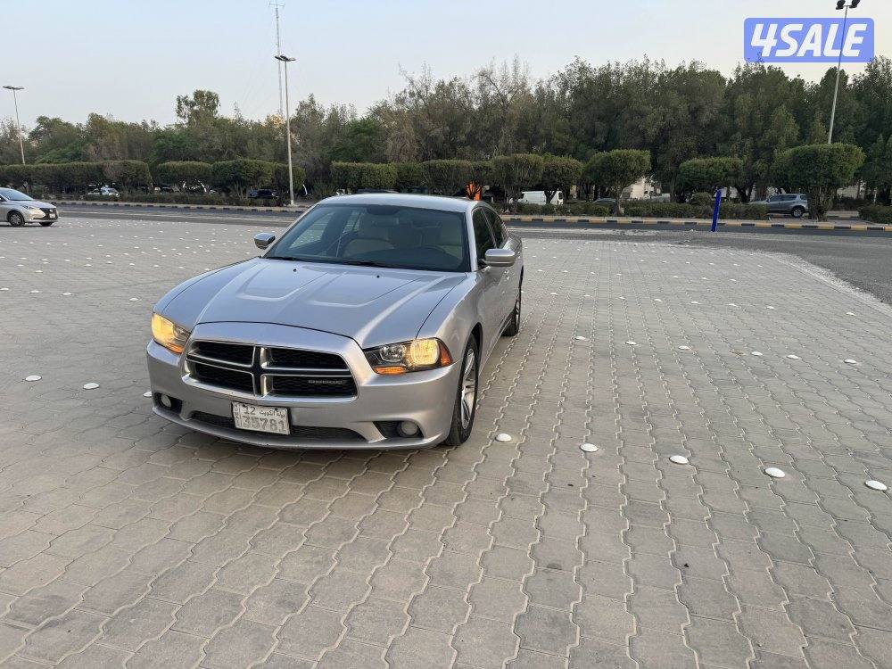 للبيع دودج شارجر موديل 2013 وراد الوكالة صبغ وكالة1