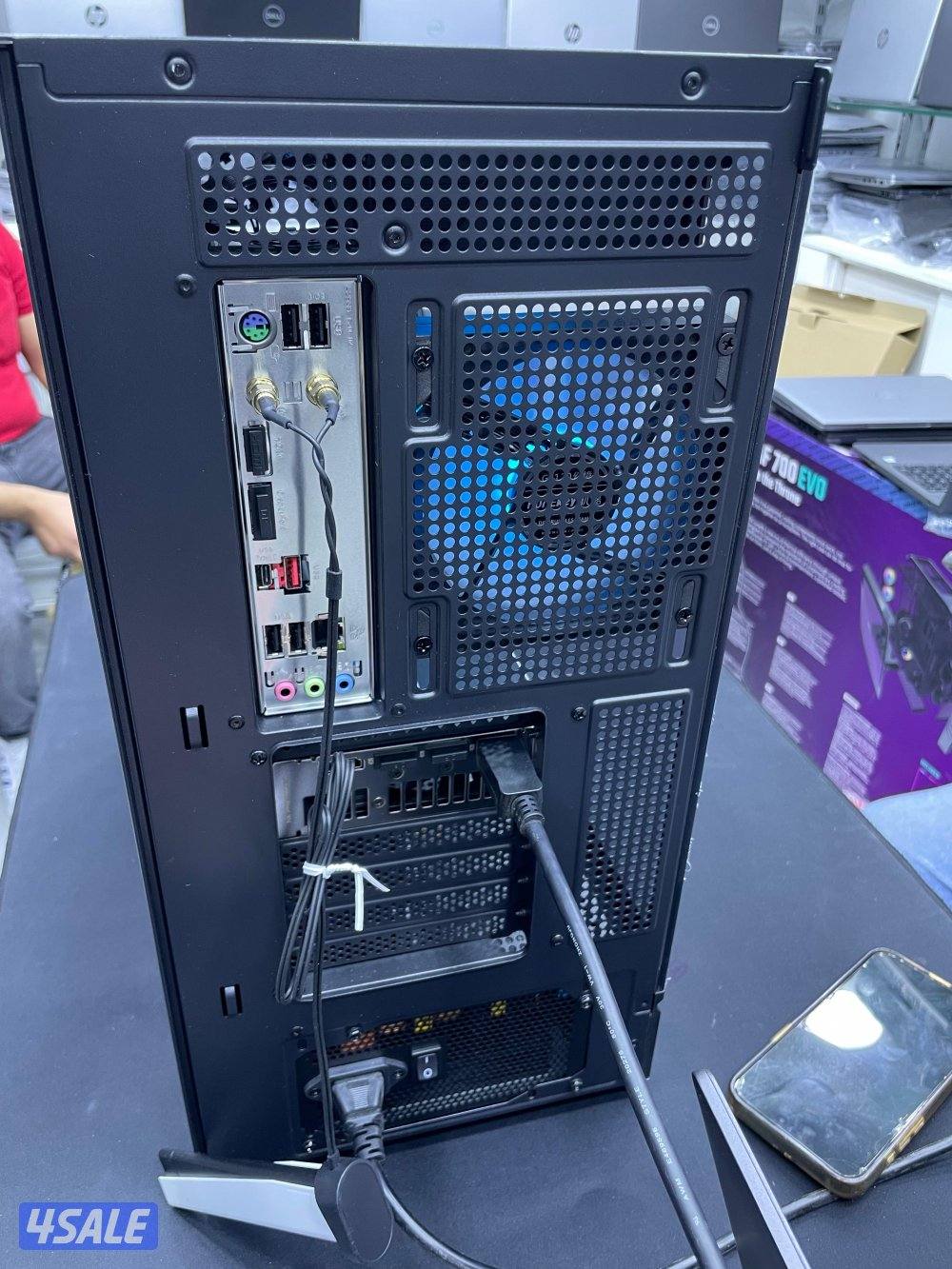 للبيع بي سي CORE i7-14700/RTX 5070/RAM 32GB/SSD 2TB1