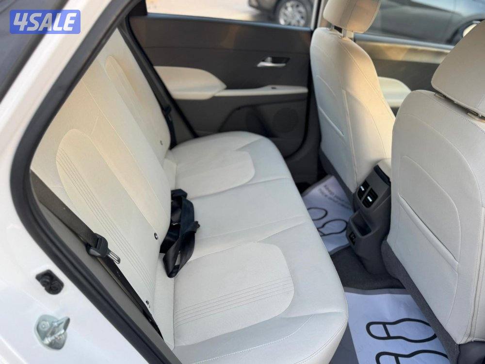 اكسنت 2024 فل ابشن سيرفيس منتظم 1500cc السياره تحت الكفاله شرط الفحص3