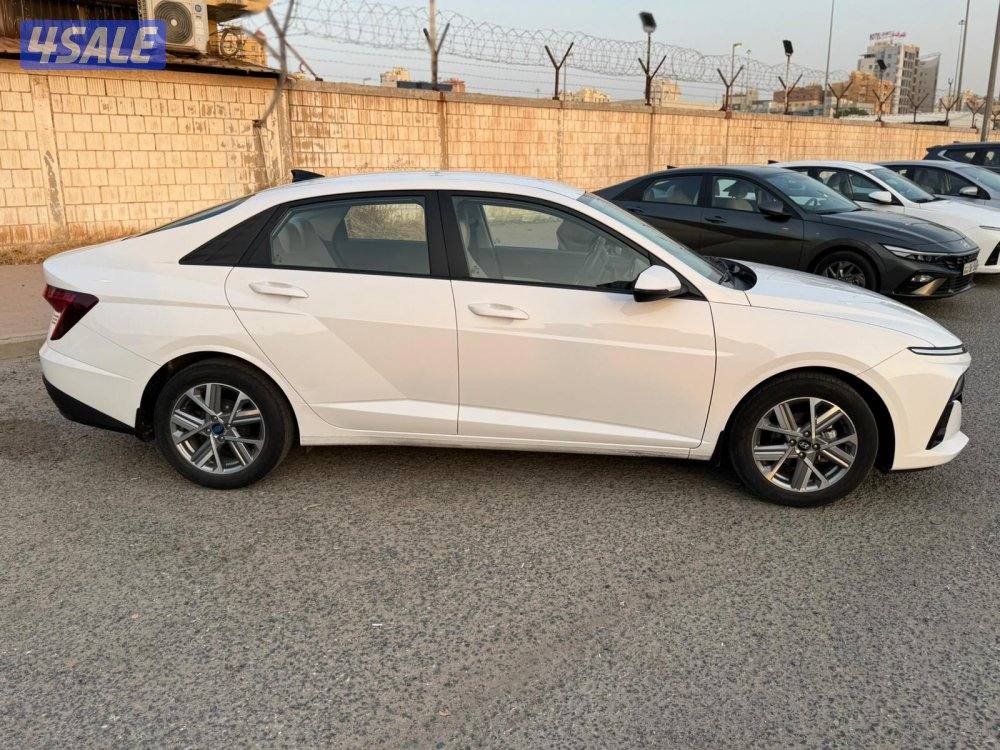 اكسنت 2024 فل ابشن سيرفيس منتظم 1500cc السياره تحت الكفاله شرط الفحص5