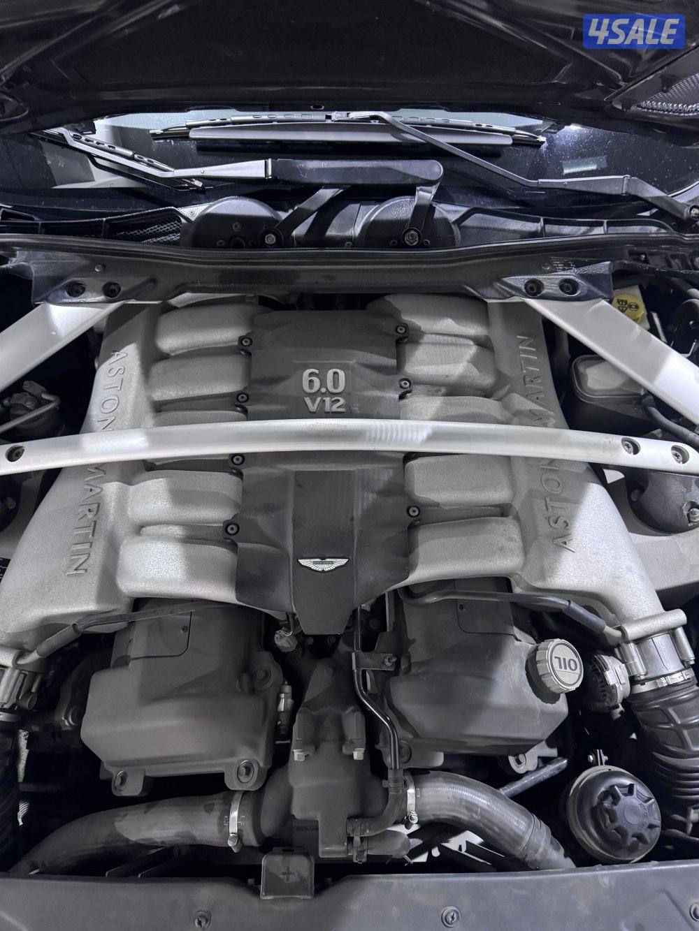 Aston Martin DB9 20082