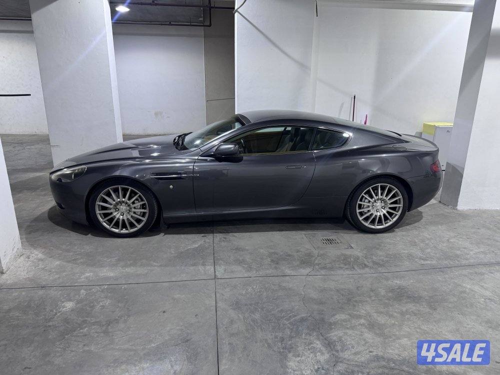 Aston Martin DB9 20083