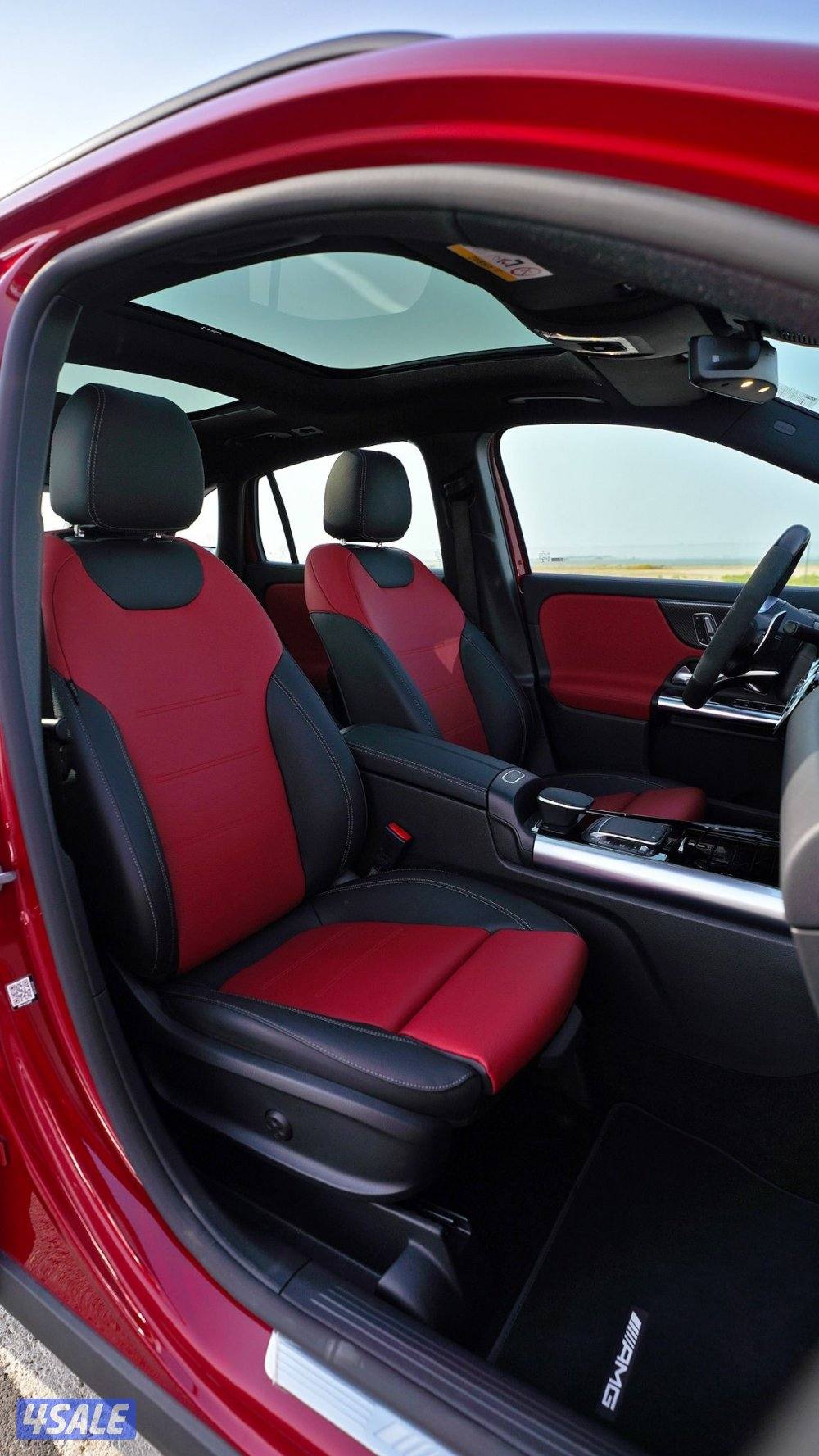 مرسيدس GLA 35 AMG ماشي 4 تحت الكفاله موديل 20228