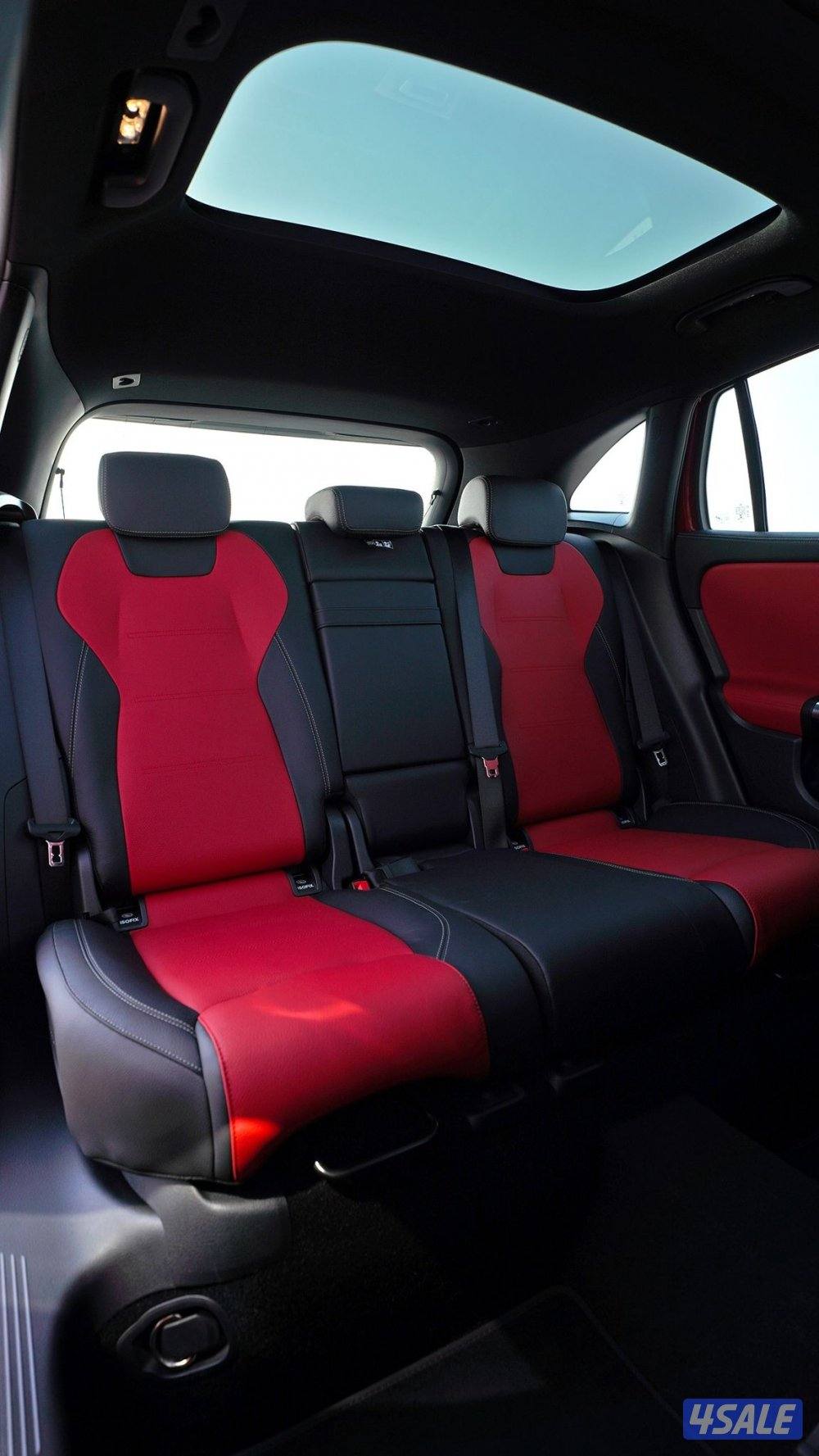 مرسيدس GLA 35 AMG ماشي 4 تحت الكفاله موديل 20229