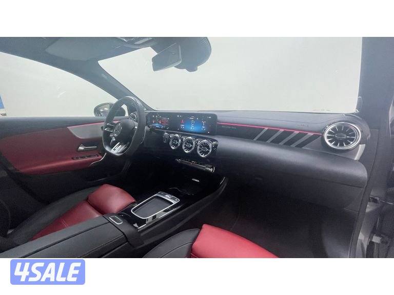 Mercedes-Benz A-Class9