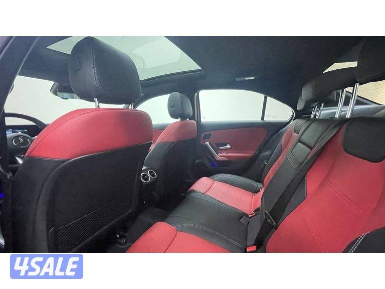 Mercedes-Benz A-Class13