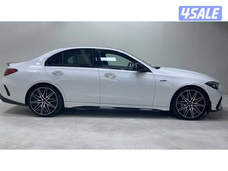 Mercedes-Benz C-Class4