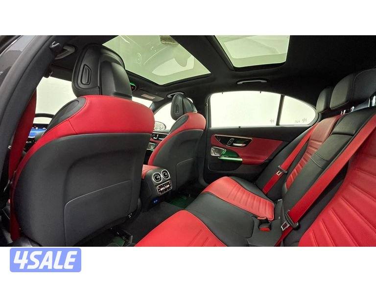 Mercedes-Benz C-Class12