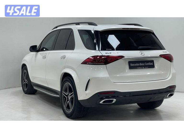 Mercedes-Benz GLE SUV5