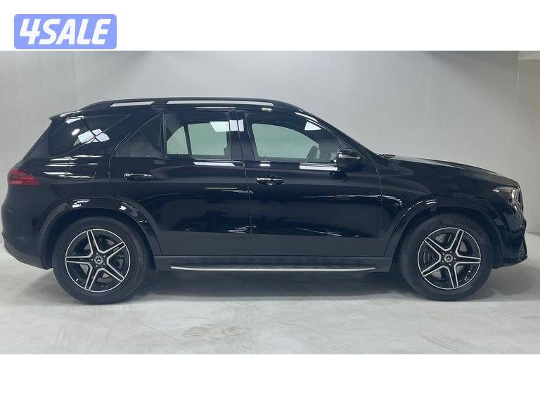 Mercedes-Benz GLE SUV4