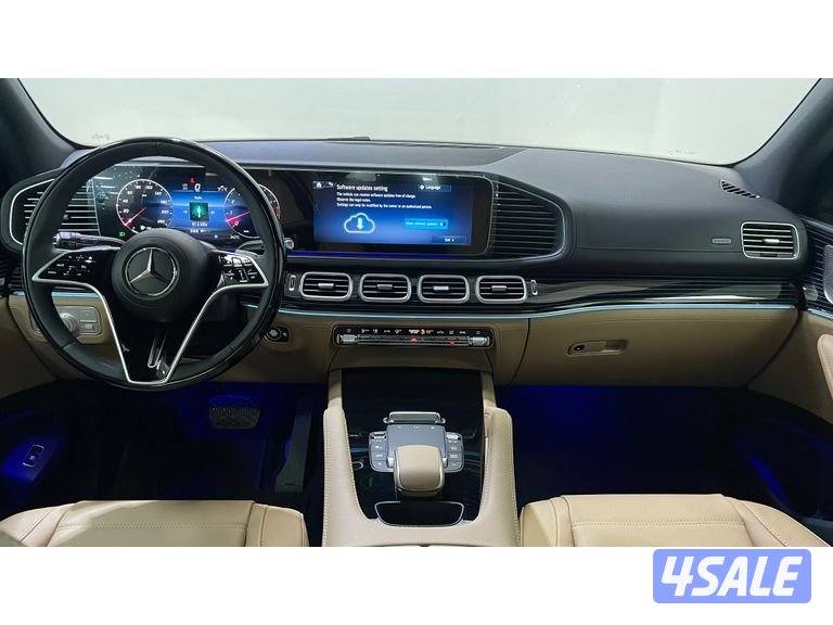 Mercedes-Benz GLE SUV11