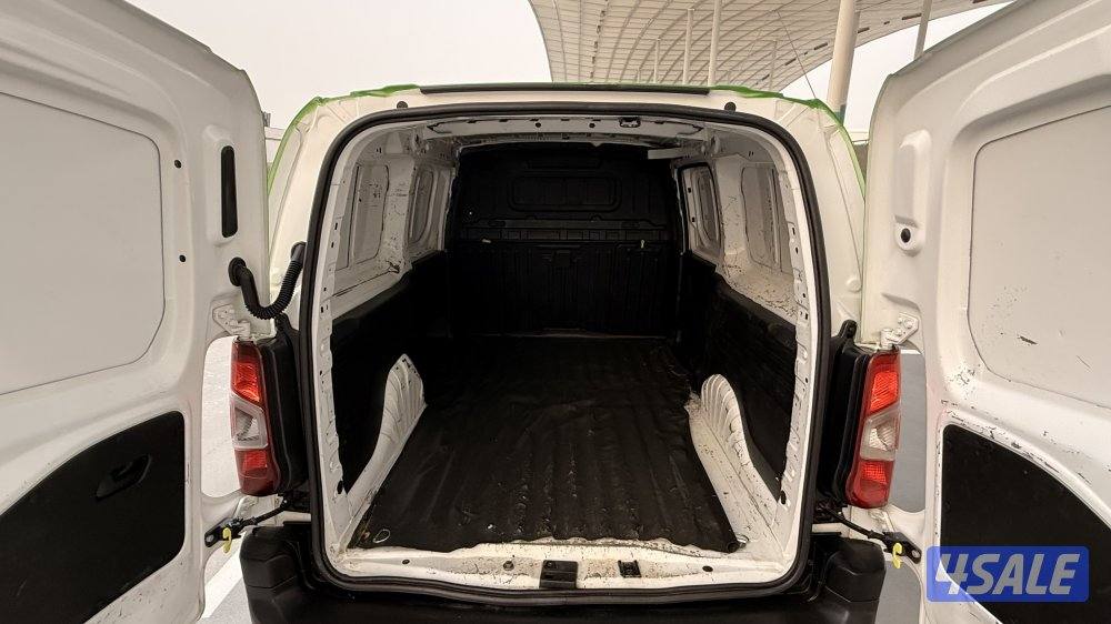 للبيع بيجو بارتنر ٢٠٢٢ مقفل6