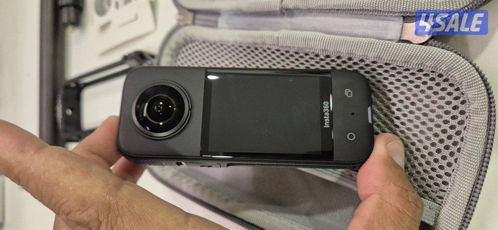 Insta360 X3 Camera with accessories original3
