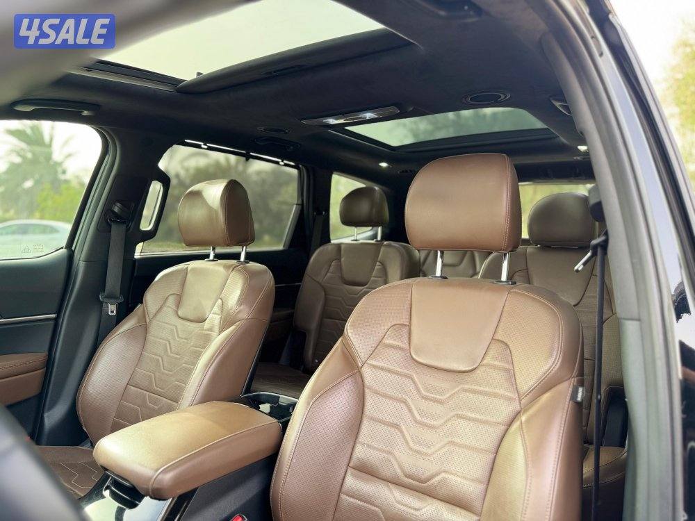 للبيع كيا تيلورايد موديل 2021 - ٧مقاعد - أعلي مواصفات GT9