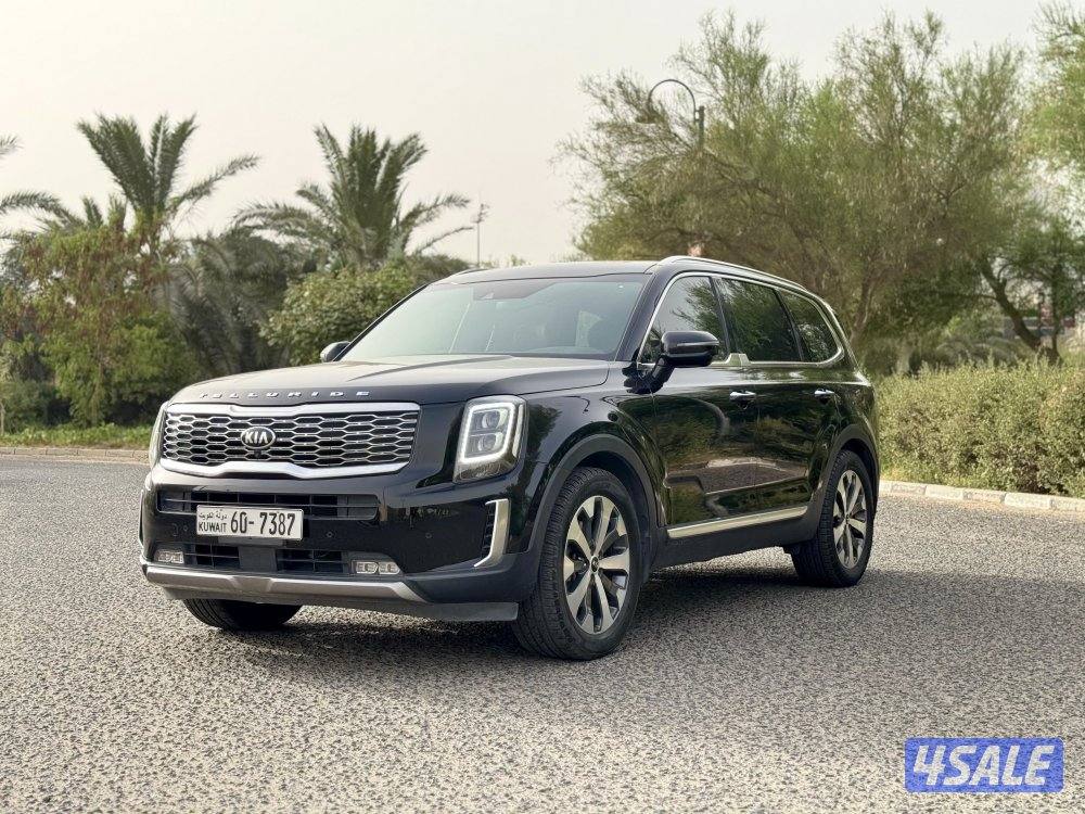 للبيع كيا تيلورايد موديل 2021 - ٧مقاعد - أعلي مواصفات GT11