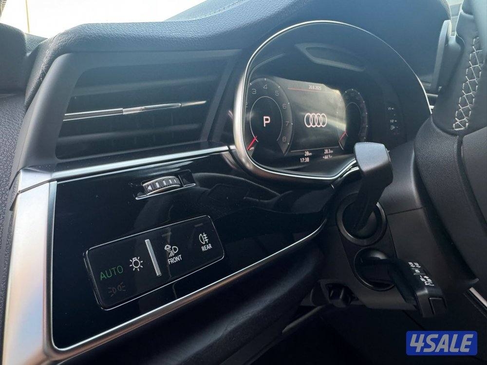 Audi Q7 Sline5