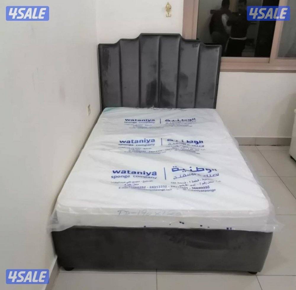 سراير وفراش طبي جديد للبيع0