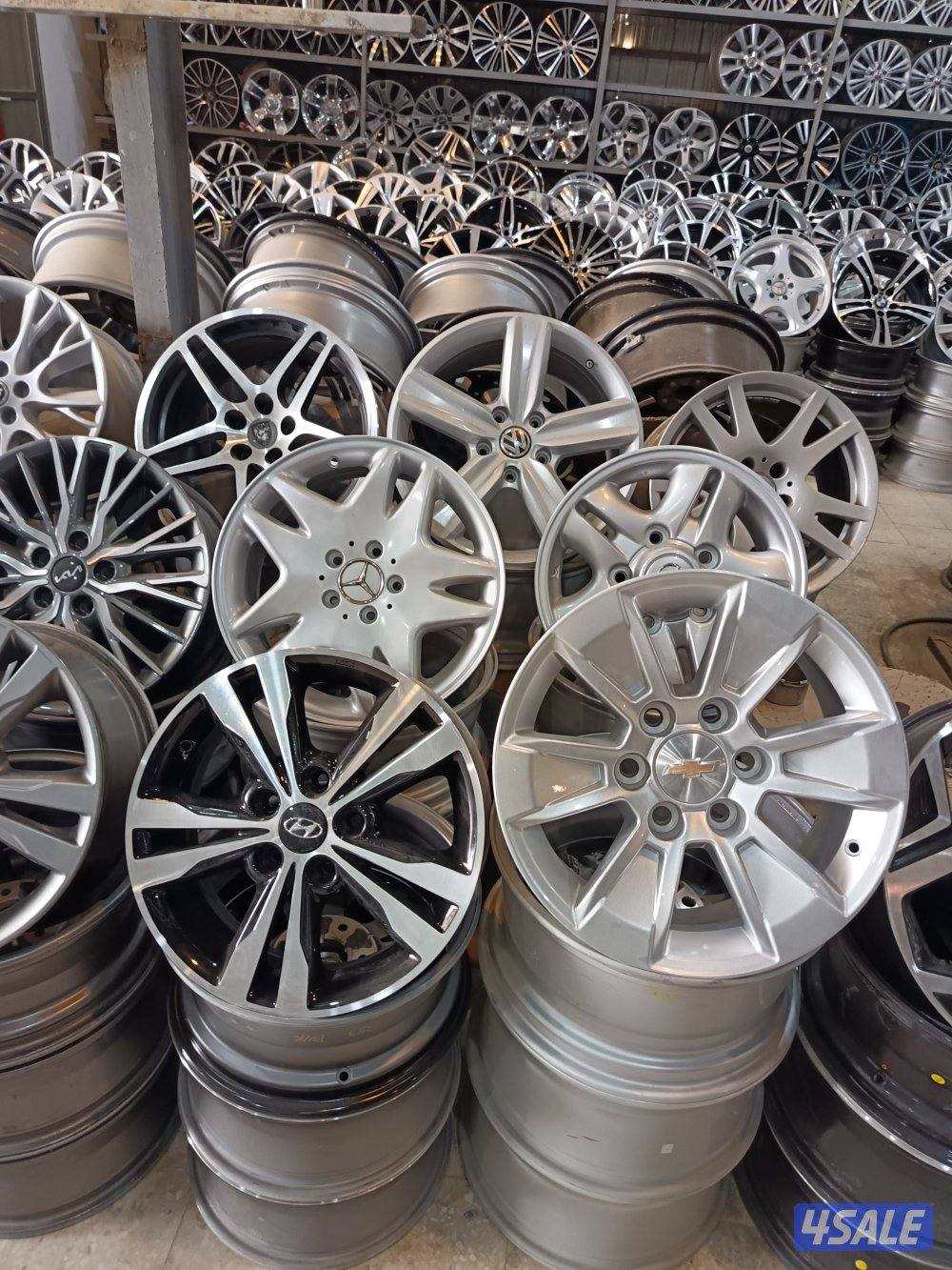 لدينا رنقات وقطع غيار أصلية من السكراب لجميع أنواع السيارات8