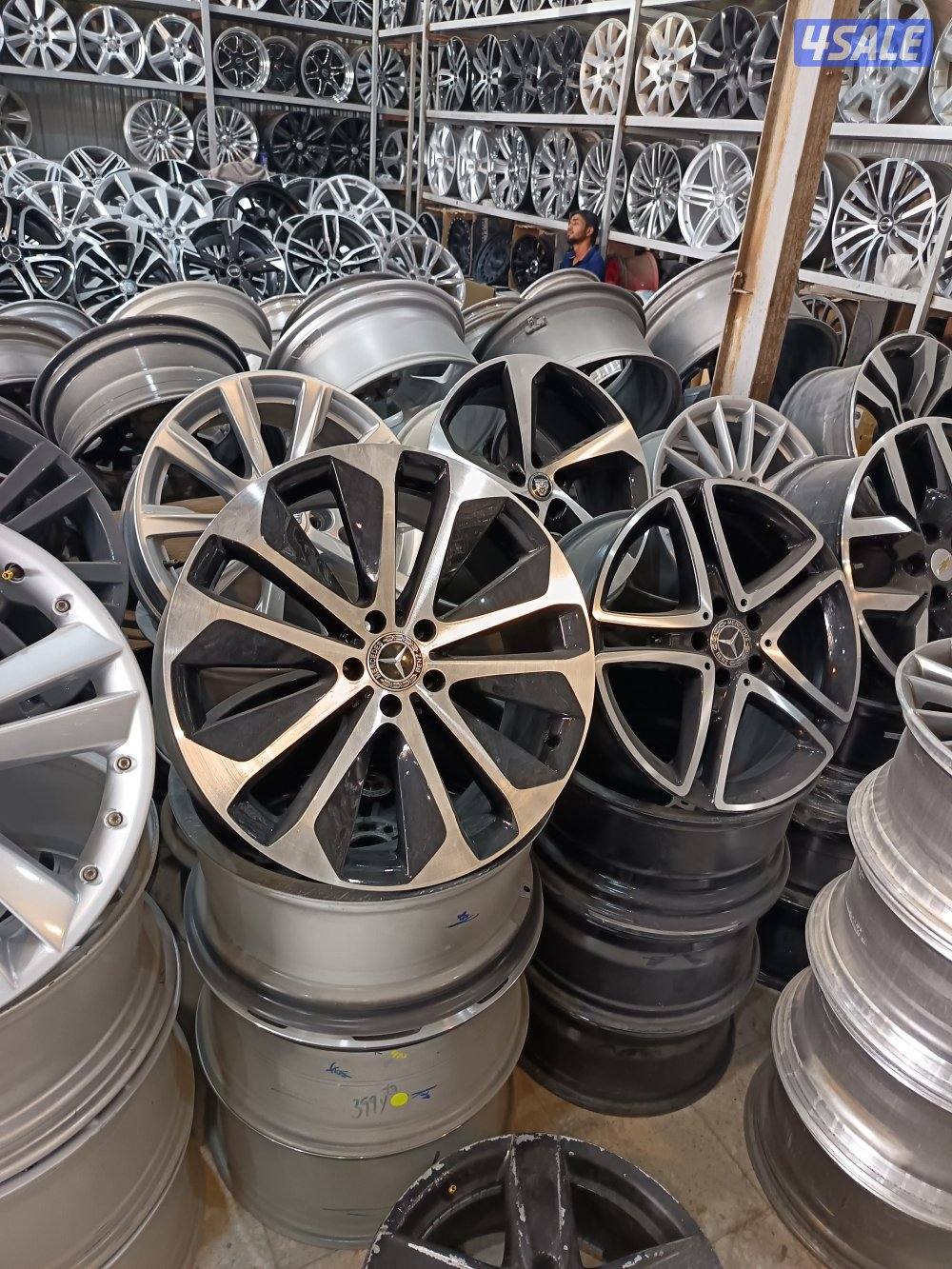 لدينا رنقات وقطع غيار أصلية من السكراب لجميع أنواع السيارات9