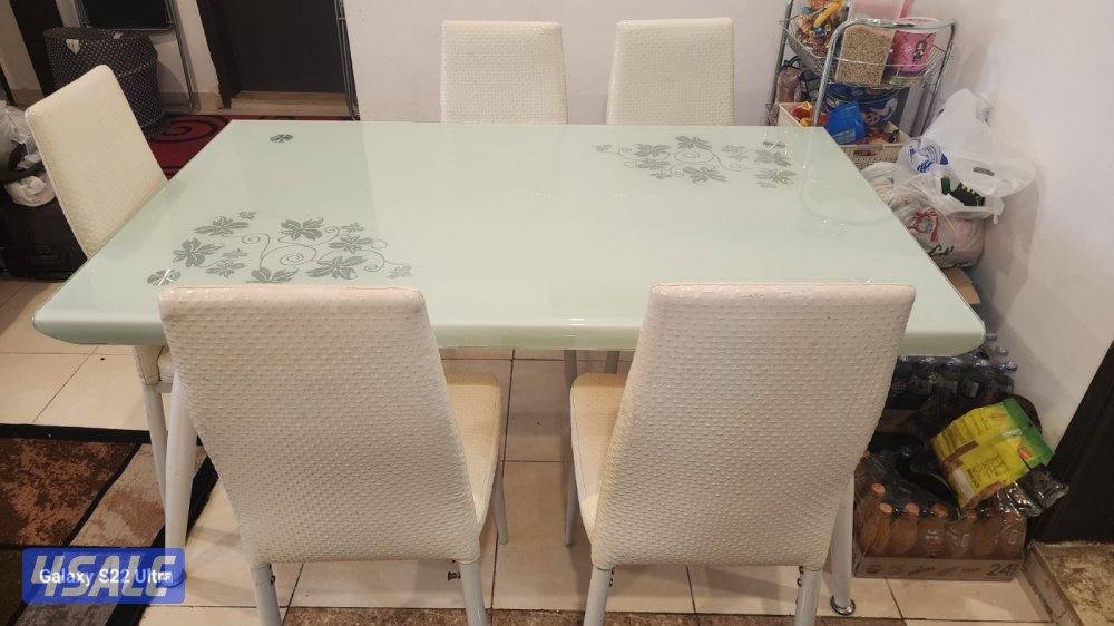 طاوله سفره - زجاج مع كراسى جلد0