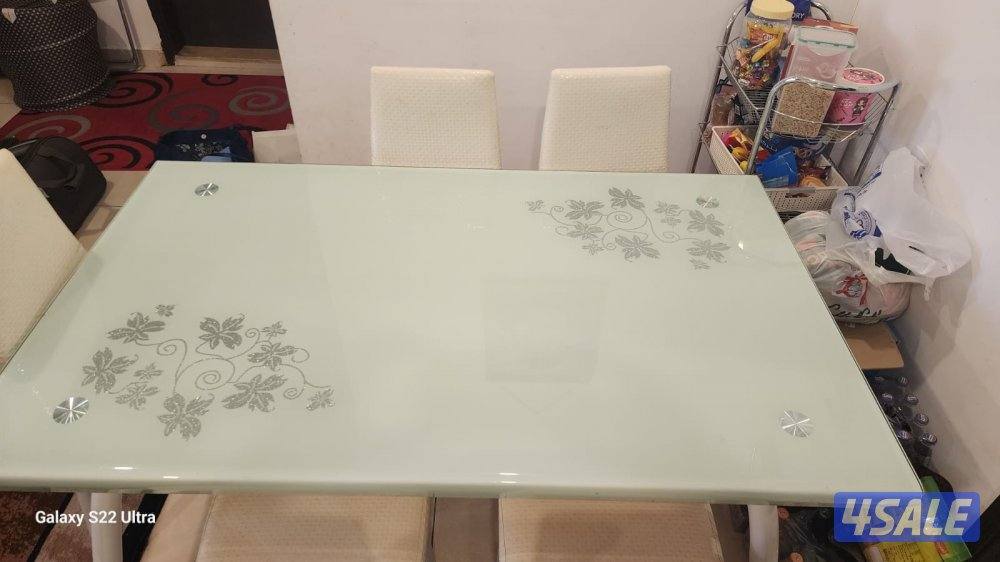 طاوله سفره - زجاج مع كراسى جلد1