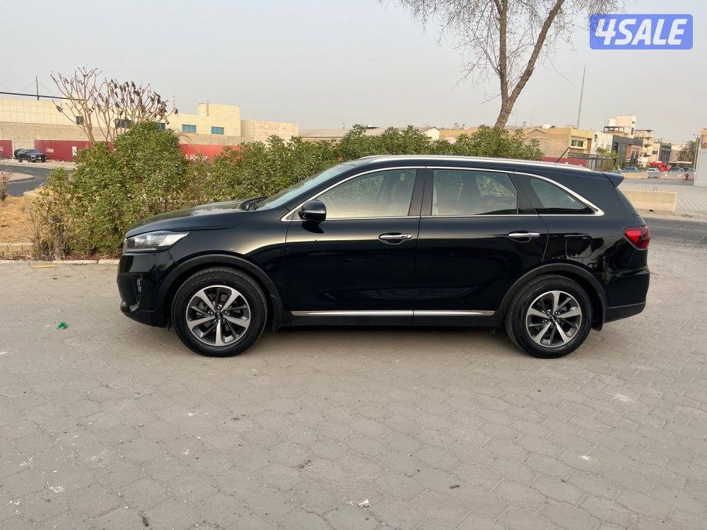 كيل سورينتو موديل 2020  بحاله نظيفه شاشه كامره خلفيه بصمه1