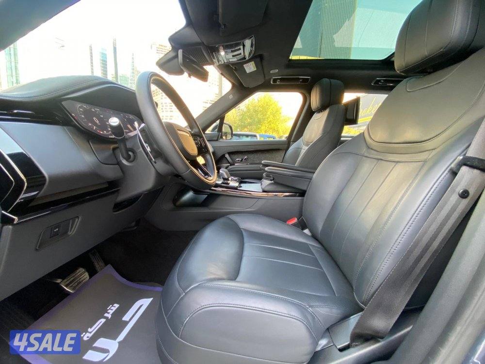 رنج سبورت فيرست ايدشن موديل 2023 عداد 14 الف كيلو فقط تحت الكفاله5