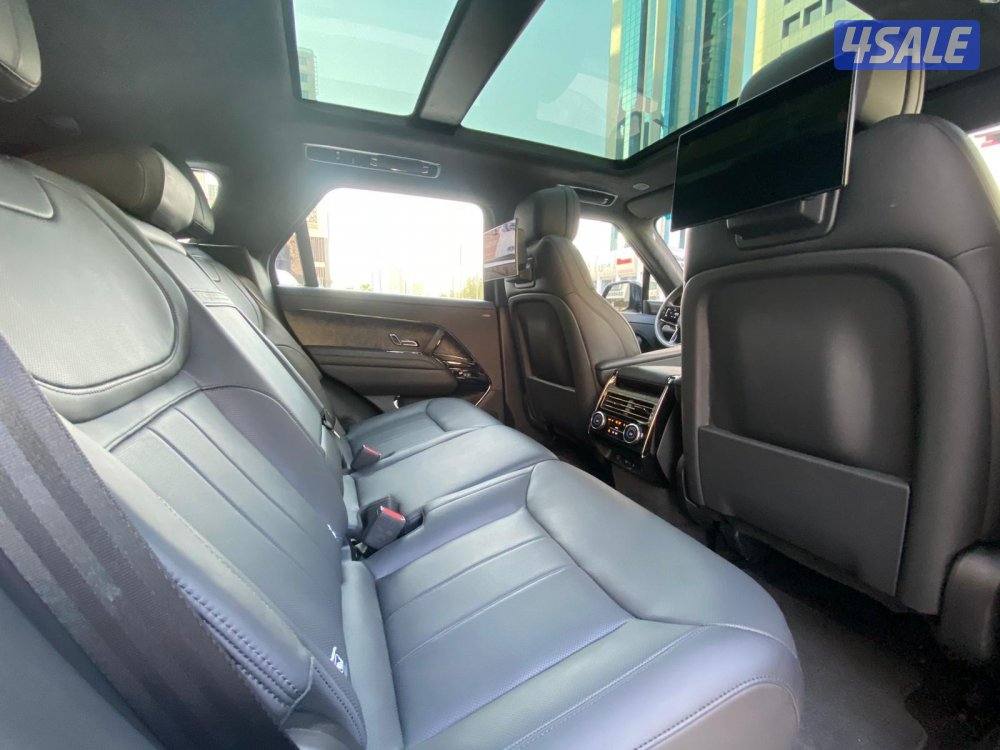 رنج سبورت فيرست ايدشن موديل 2023 عداد 14 الف كيلو فقط تحت الكفاله8