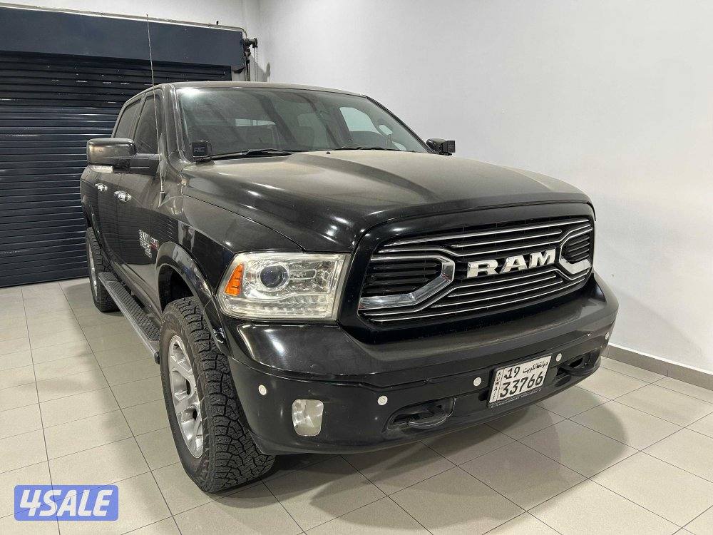 RAM 1500 Laramie Classic CC2