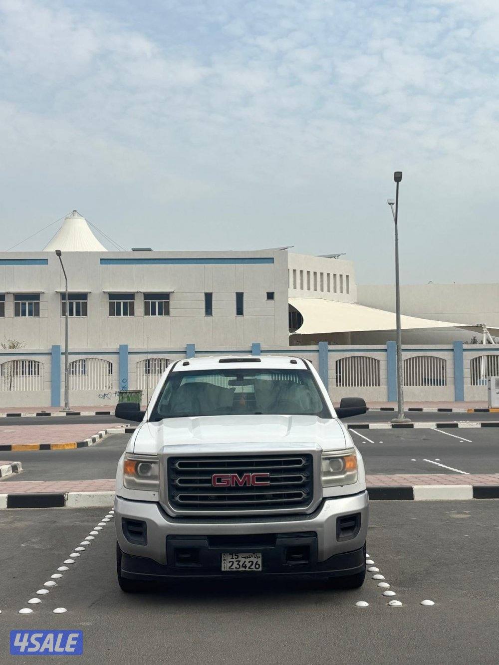 وانيت جمس سييرا
٢٠١٧
غمارتين
دبل قير
ماشي ٤٠٠ الف
فحص
مكينه قير د3