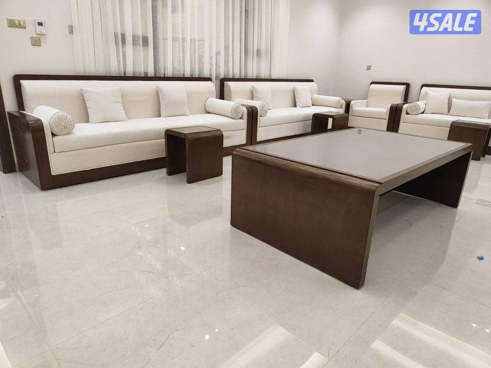 الضجيج مجمع غاليريا بوابة ٢او ٥محل رقم ١٤ بجوار بوخمسين للسجاد1