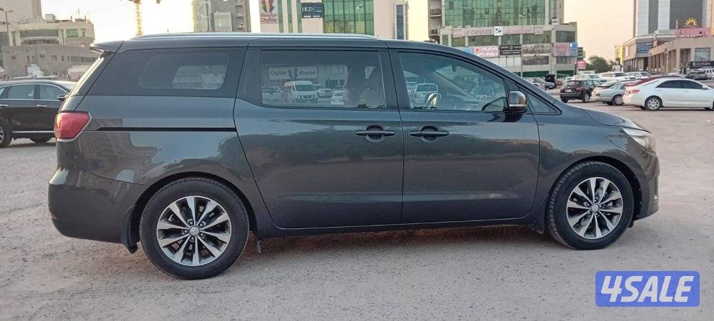 كيا جراند كرنفال 2016 عداد 184 الف بحالة فوق الممتازة6
