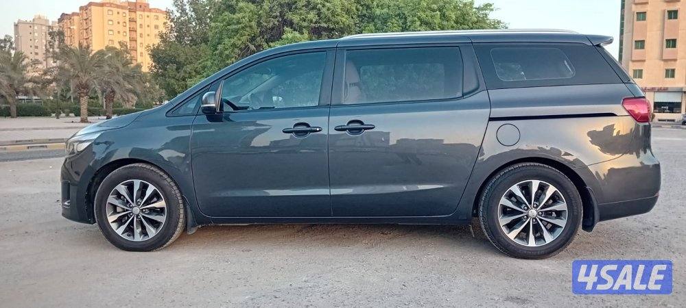 كيا جراند كرنفال 2016 عداد 184 الف بحالة فوق الممتازة7