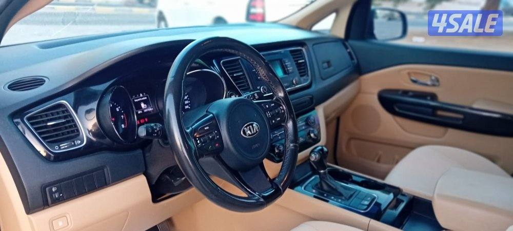 كيا جراند كرنفال 2016 عداد 184 الف بحالة فوق الممتازة14