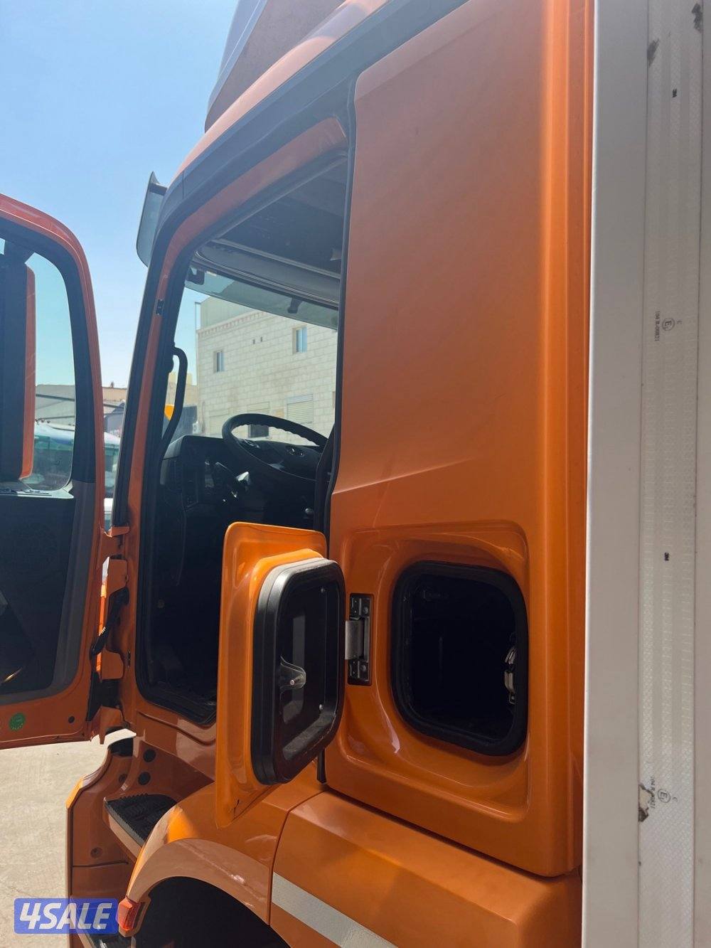 ثلاجة مرسيدس Mp4/ 183510