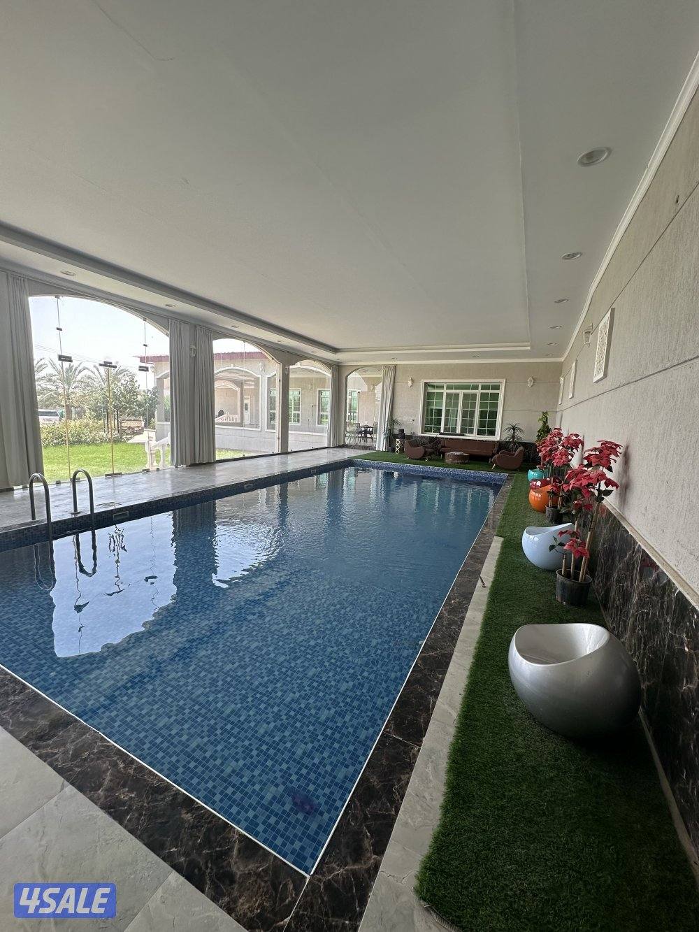 مزرعة الجابريه طريق 700 مكونه من 8 غرف ومسطحات خضراء مسبح مغطى1