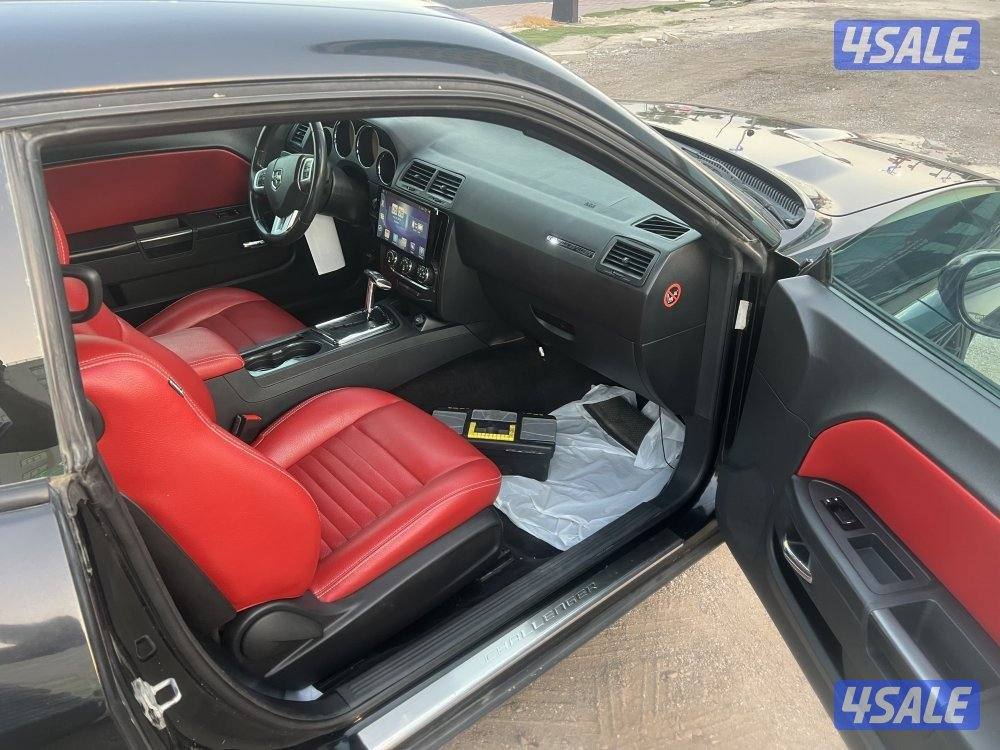 شالنجر 2013 اسود 6 سلندر تمتيك شاشة بحاله ممتازة8