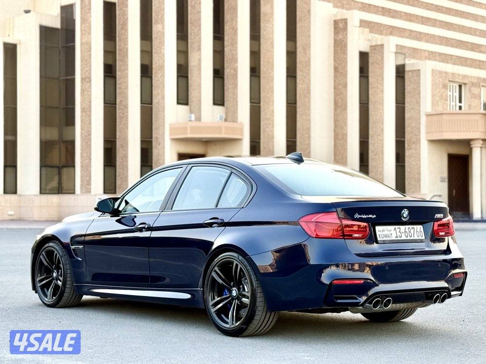 بحالة نادرة عداد 61 الف سيرفيس منتظم بالوكالة M3 موديل ٢٠١٥5