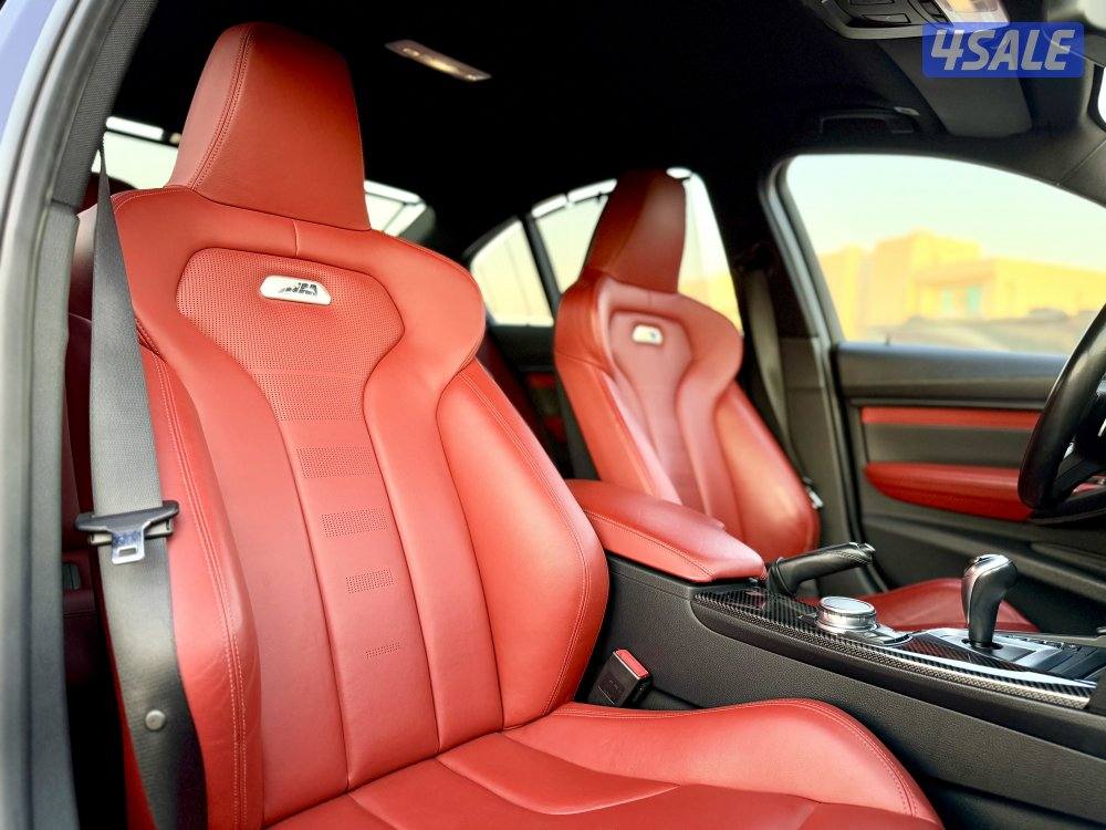 بحالة نادرة عداد 61 الف سيرفيس منتظم بالوكالة M3 موديل ٢٠١٥8